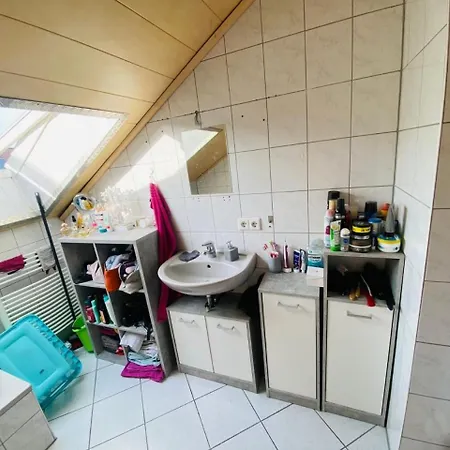 Apartment 2 Dg Mit Ebk Und Grossem Balkon!